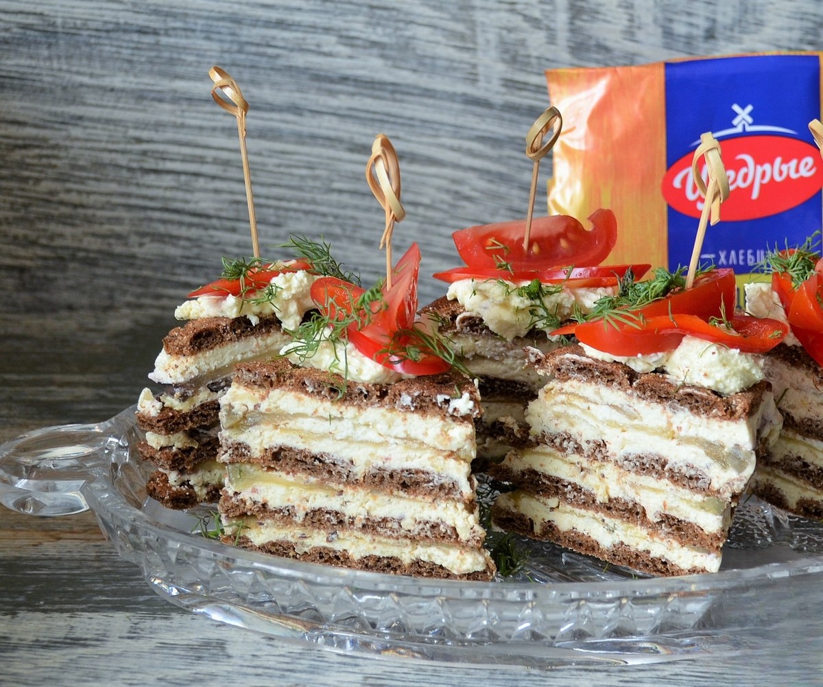 Закуска из хлебцев и баклажанов
