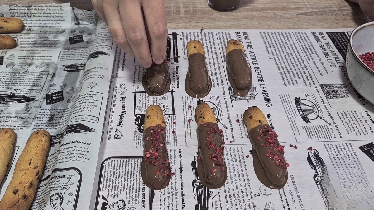 Хрустящие палочки с клюквой к глинтвейну