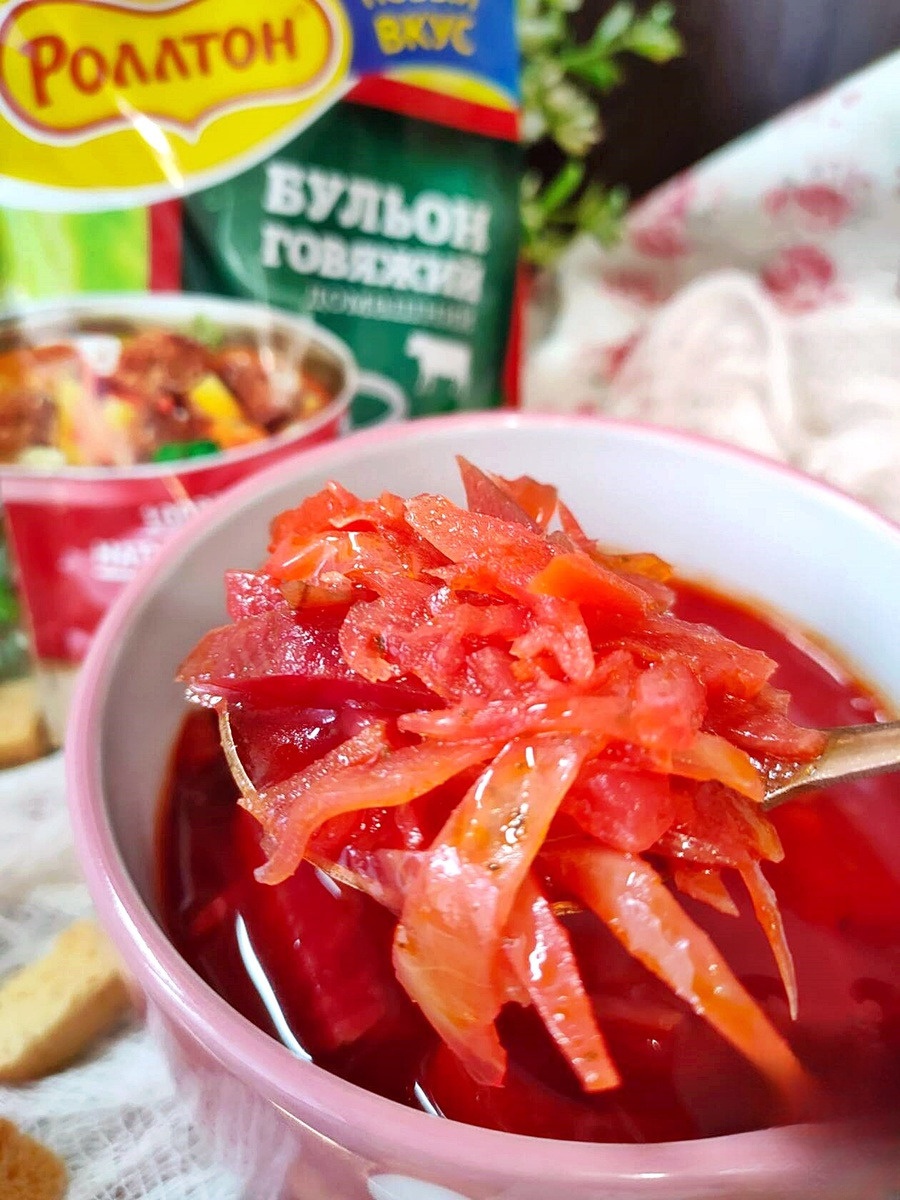 Борщ на говяжьем бульоне 