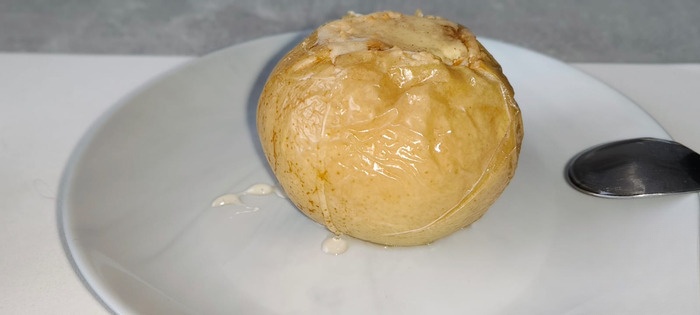 Печеные яблоки с творогом
