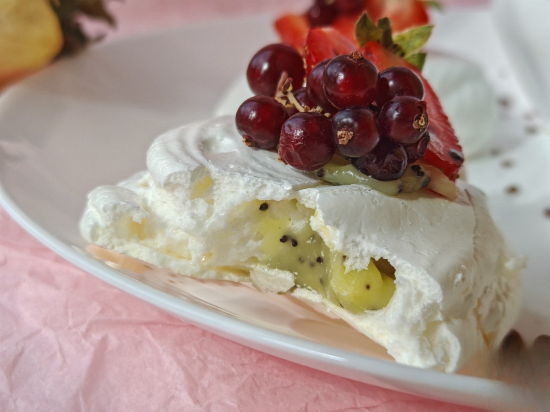 Безе с цитрусовой начинкой