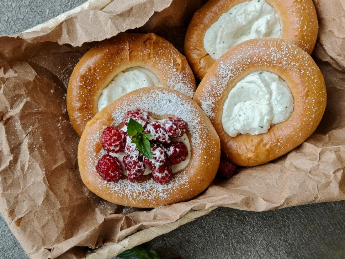 Лже-ватрушки с мятным творогом